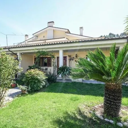 La Taverna Dell'oasi بيت للعطل *